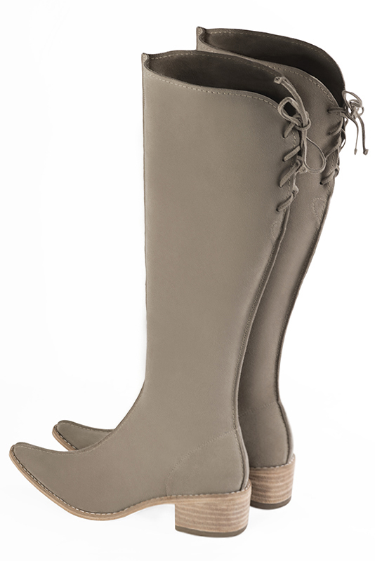 Tan beige women's elegant sneakers. Tapered toe. Low leather soles. Rear view - Florence KOOIJMAN